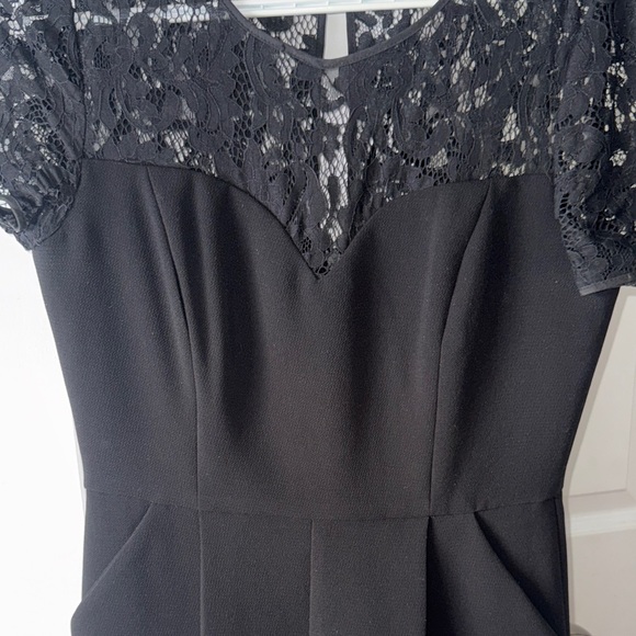 BCBGeneration Black and Yellow Lace Detail - Picture 3 of 7